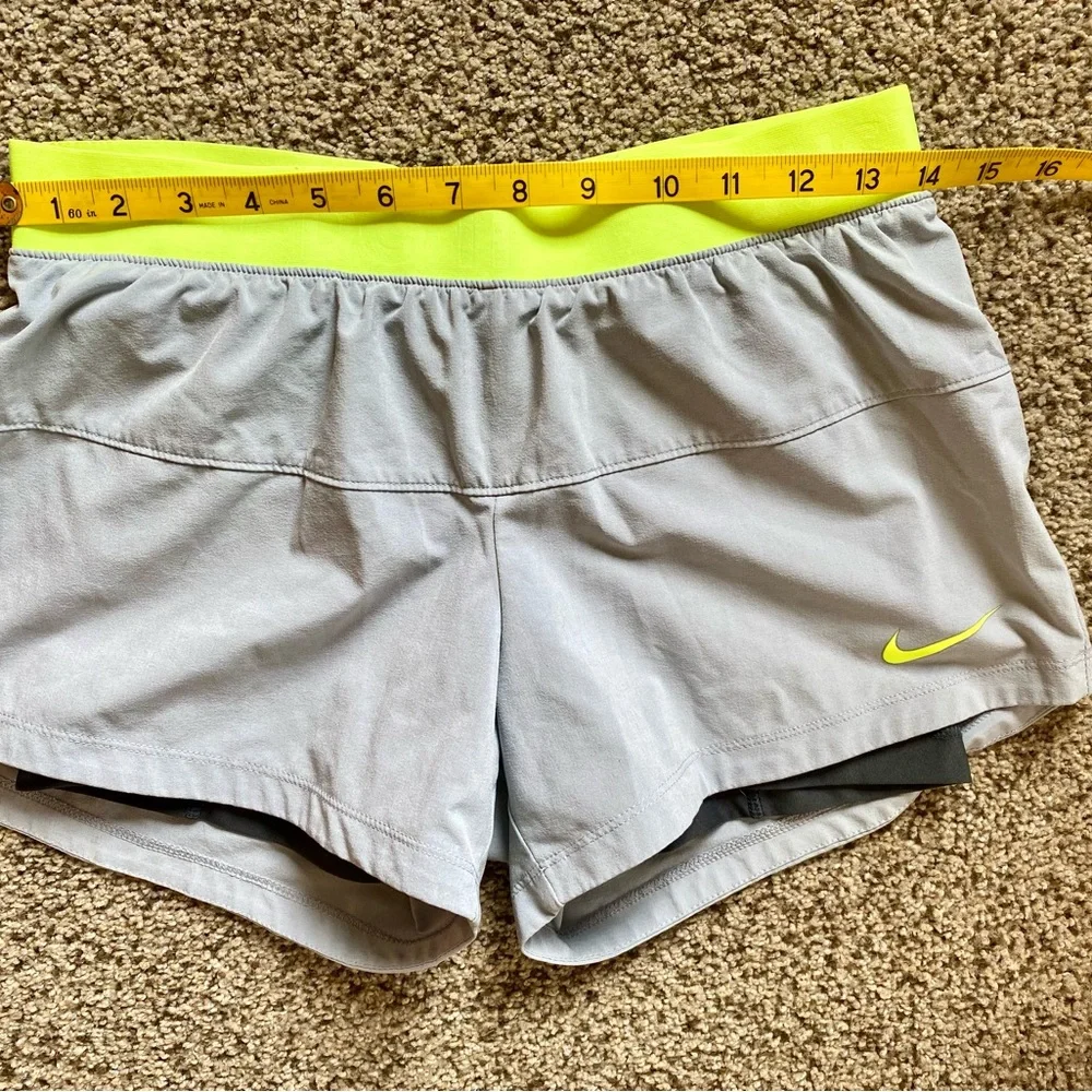 Nike Women's Dri-Fit Running Shorts - Picture 5 of 7